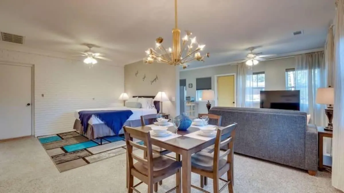 Studio With Gazebo-Swanky Savannah Style