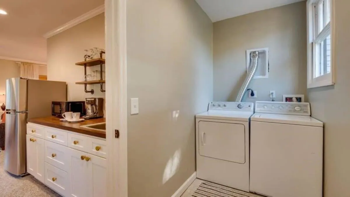 Studio With Gazebo-Swanky Savannah Style